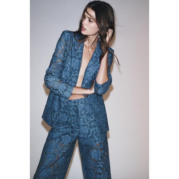 ZARA LACE BLAZER - Picture 1 of 7